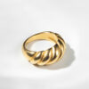 Twist Ring