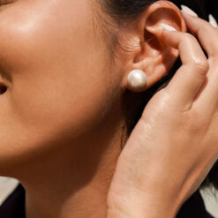 Natural Pearl Stud Earrings Natural Pearl Stud Earrings